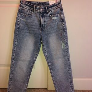 american eagle mom jeans